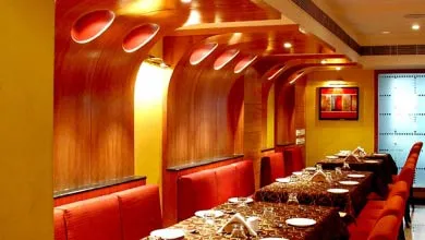 Contemporary Commercial Dining Interior