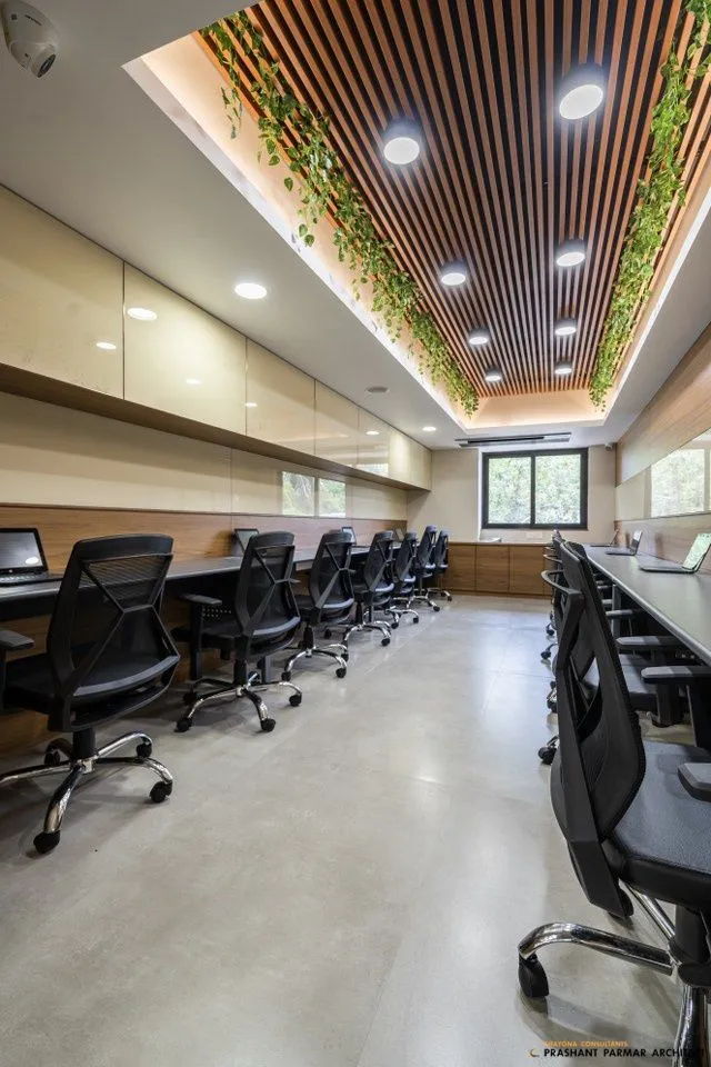 TechFlow IT Office Interior Design Setup