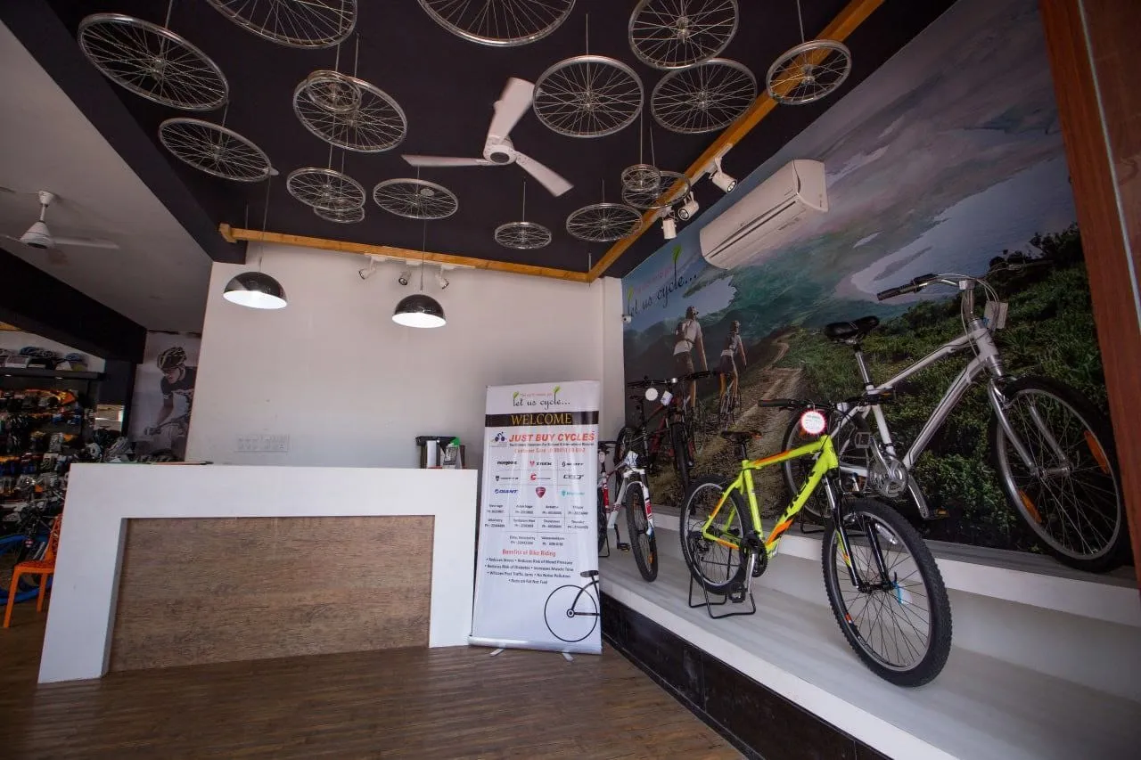 Automotive Display Gallery with Brand-Integrated Work Environment | Interior Interior Design by Desk & Decor