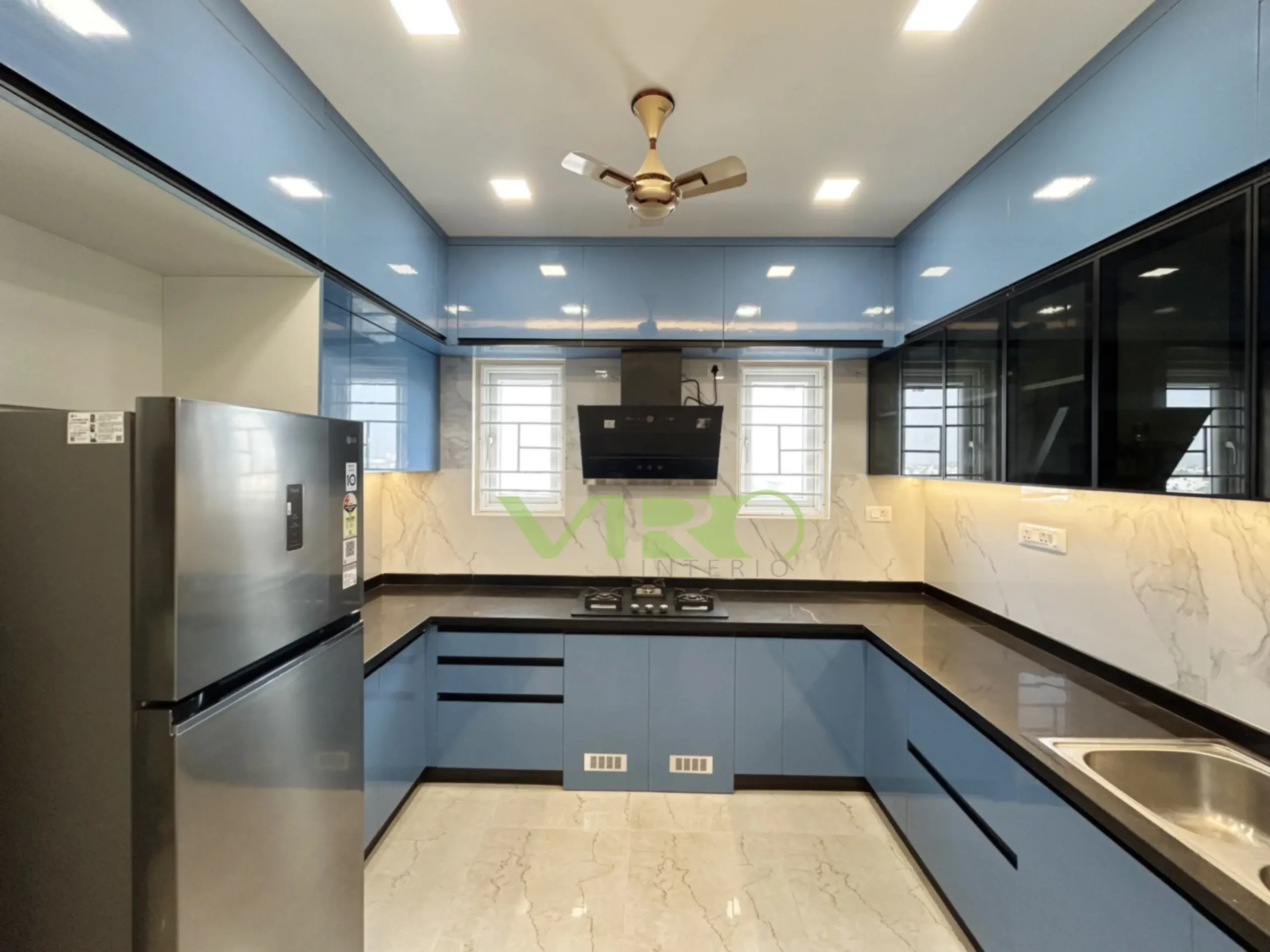 Contemporary L-Shaped Modular Kitchen