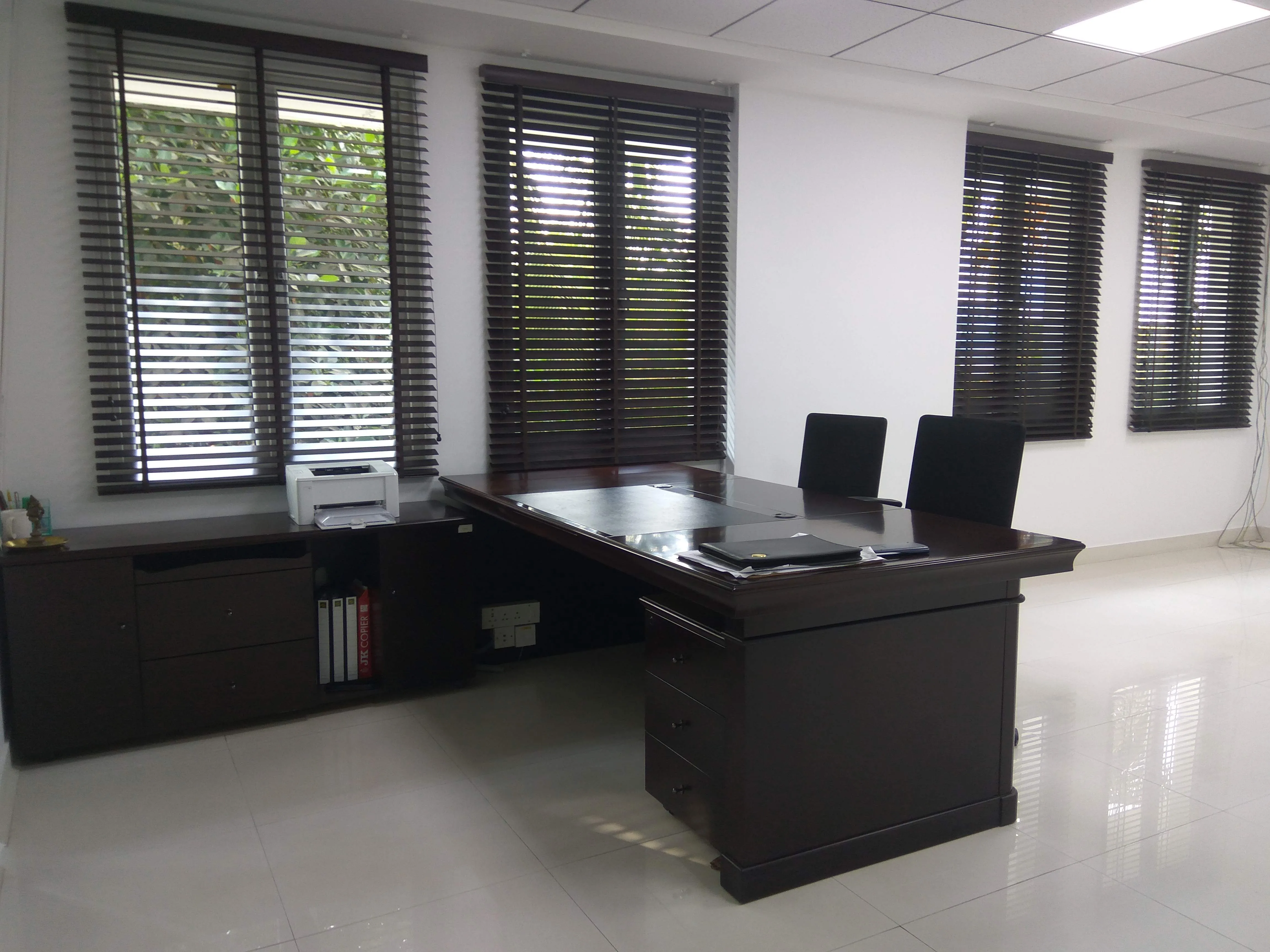 Interior -Venetian blinds